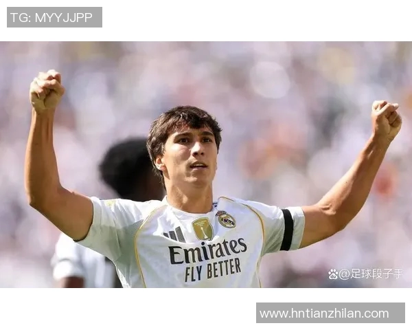 世界级足球球星精彩瞬间集锦 领略顶尖球员的非凡风采